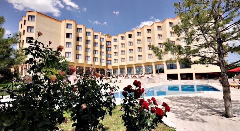 Mustafa Hotel