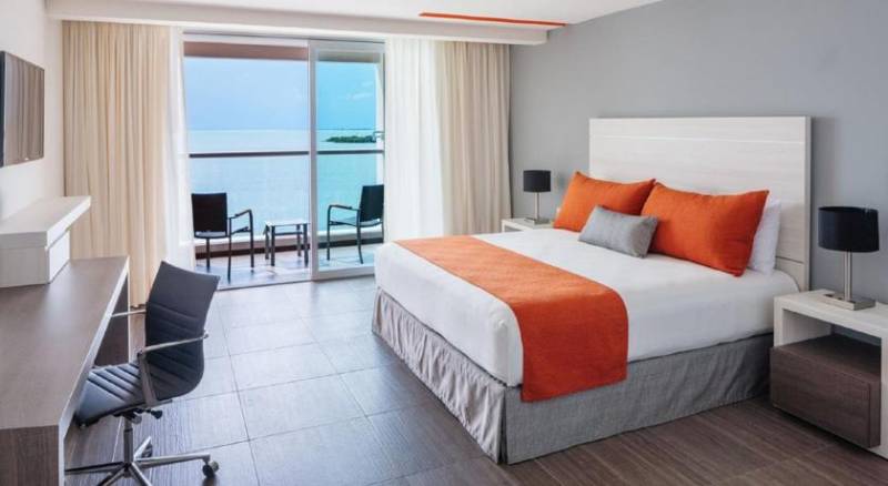 Real Inn Cancún by Camino Real