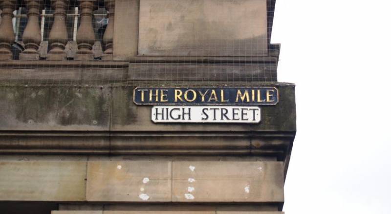 Royal Mile Mansions Apartment Edinburgh