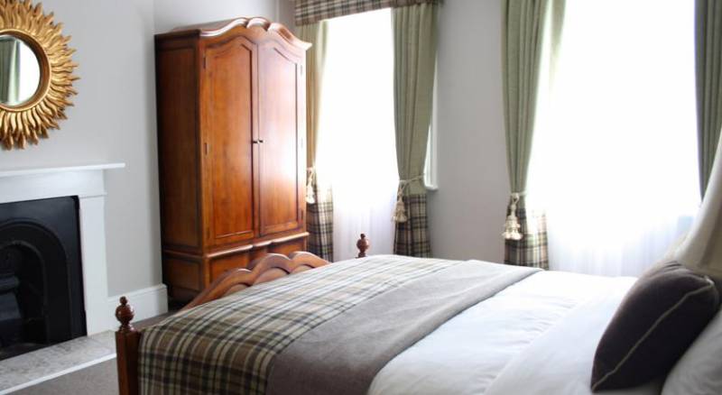 The Clerk & Well Pub and Rooms
