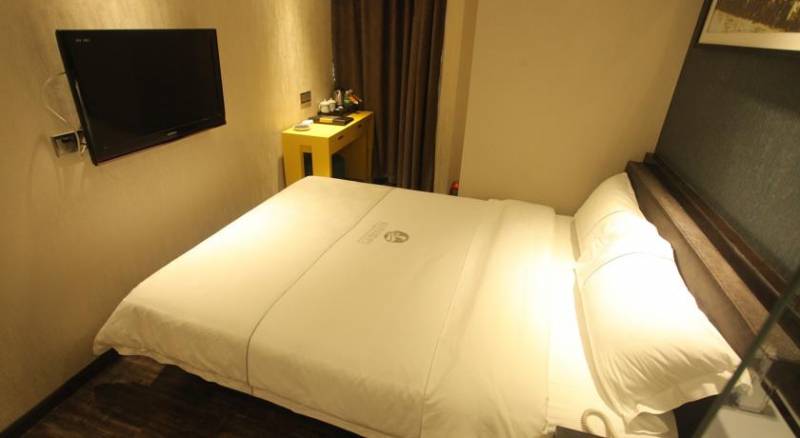 Ying Shang San Mao Hotel - Huan Shi Road Tao Jin Metro Station Branch