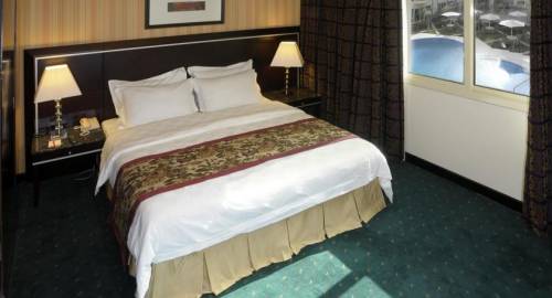 Ramada Dammam Hotel & Suites