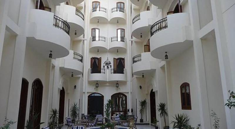 Al Hambra Hotel