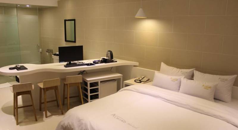 Almond Hotel Busan Station