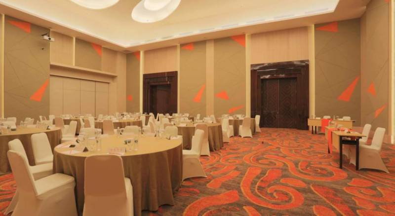 HARRIS Hotel & Conventions Ciumbuleuit Bandung