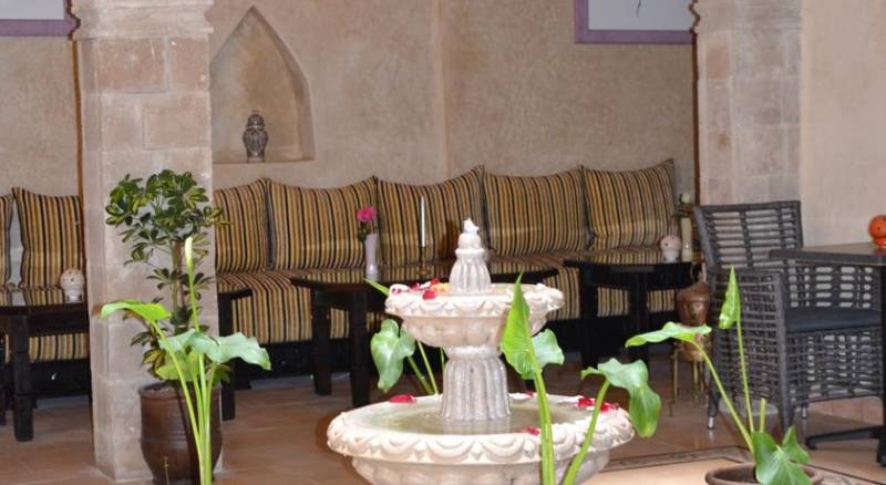 Hotel Riad Benatar