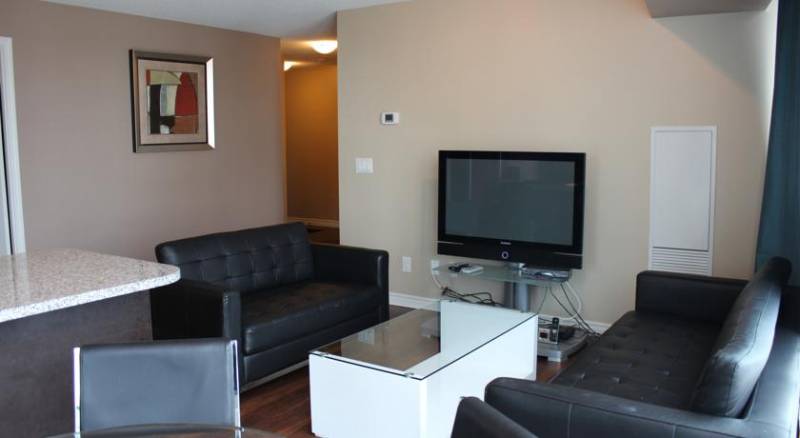 NAPA Furnished Suites at CN Tower & Maple Leaf Square