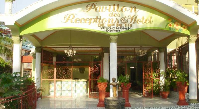 Pavillion Des Receptions & Hotel