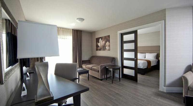 Ramada Ottawa on the Rideau