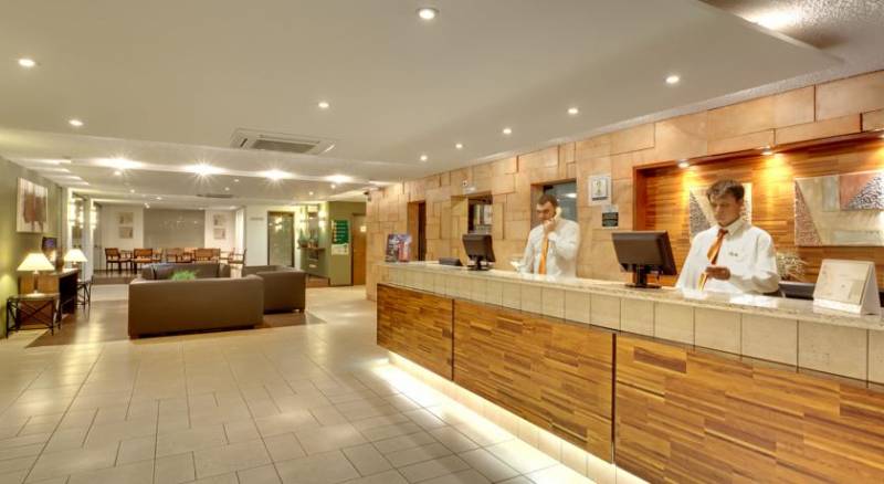 Hotel Deville Express Cascavel