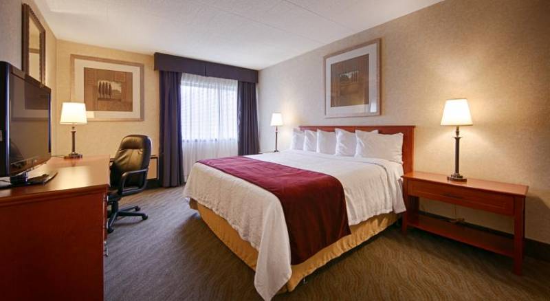 Best Western North Bay Hotel & Conference