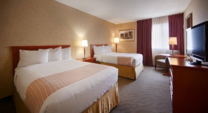 Best Western North Bay Hotel & Conference