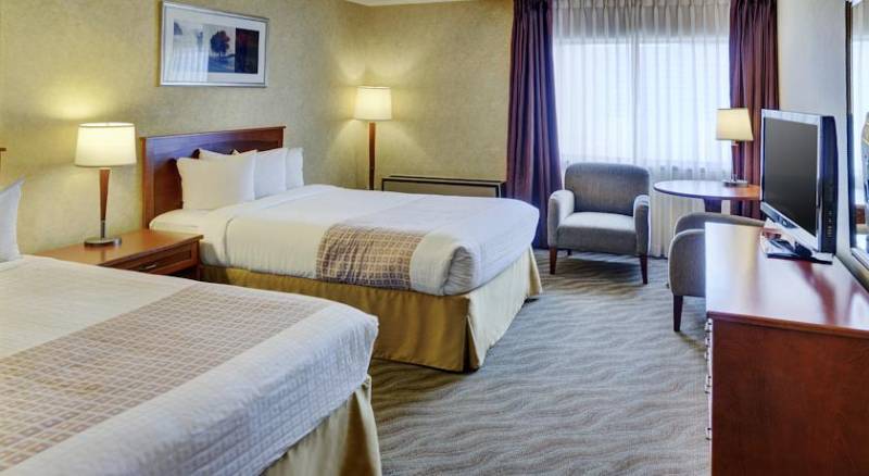 Best Western North Bay Hotel & Conference