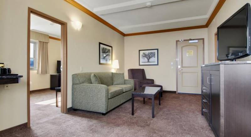 BEST WESTERN PLUS Kamloops Hotel