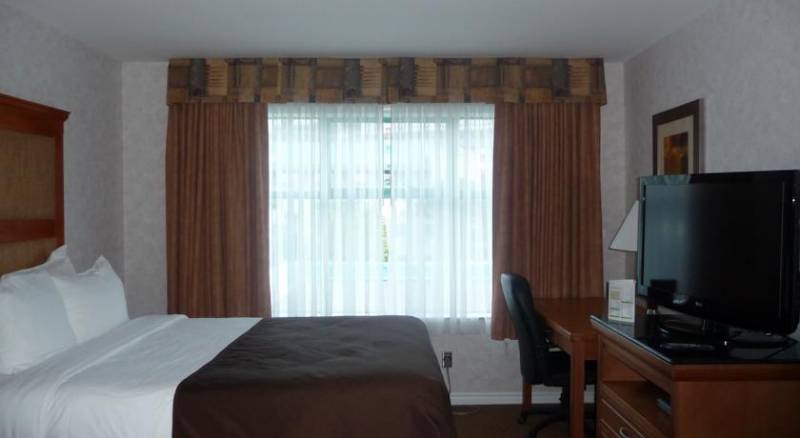 Comfort Inn & Suites Kamloops