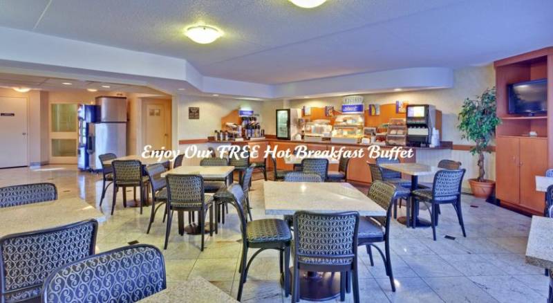 Quality Inn & Suites Toronto West 401-Dixie