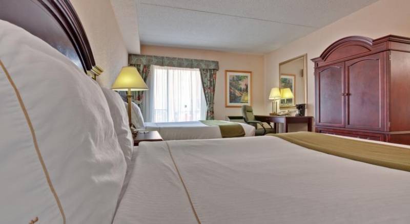 Quality Inn & Suites Toronto West 401-Dixie