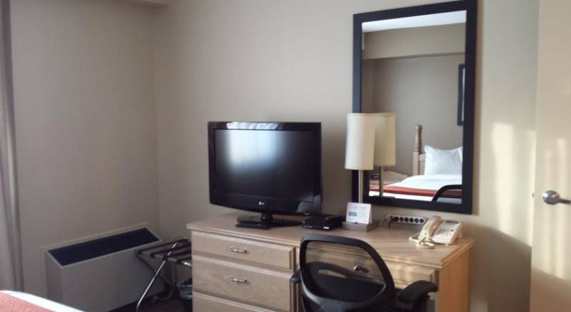 Travelodge Suites Moncton