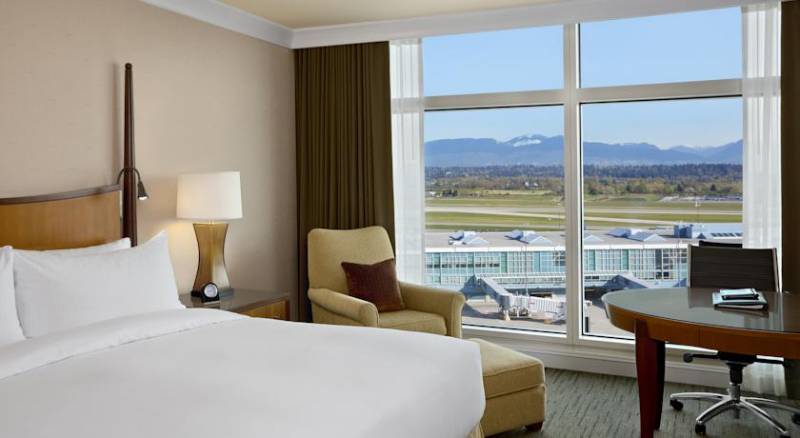 Fairmont Vancouver Airport In-Terminal Hotel