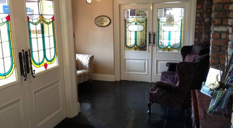 Shannon Court Hotel