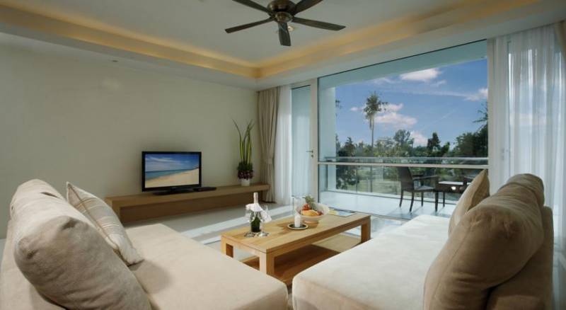 Centara Grand West Sands Resort & Villa Phuket