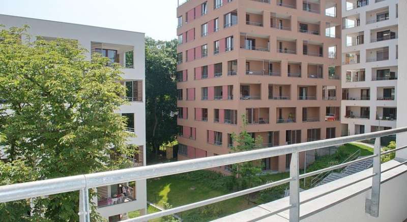 Bright spacious apartment