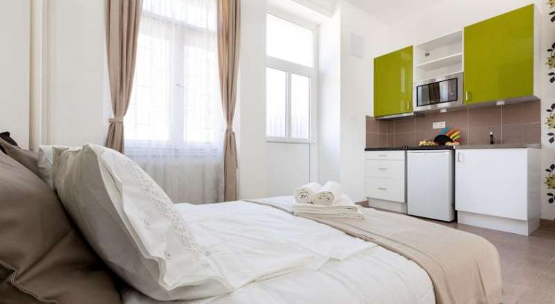 Budapestay Apartments