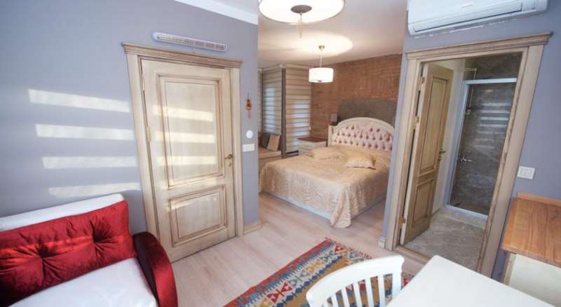 Galatolia Suites