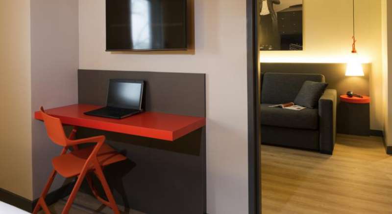 Ibis Styles Lyon Confluence