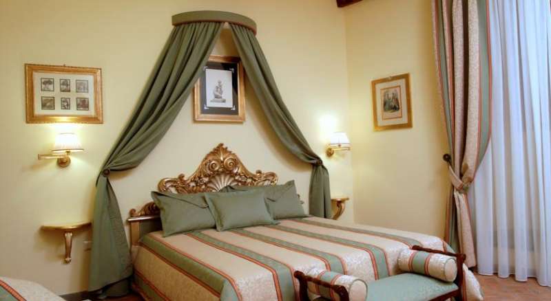 La Casa Del Garbo - Luxury Rooms & Suite