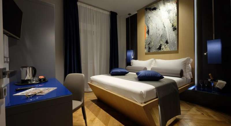 Navona Rooms