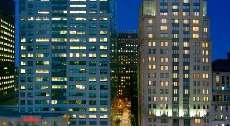 New York Marriott at the Brooklyn Bridge