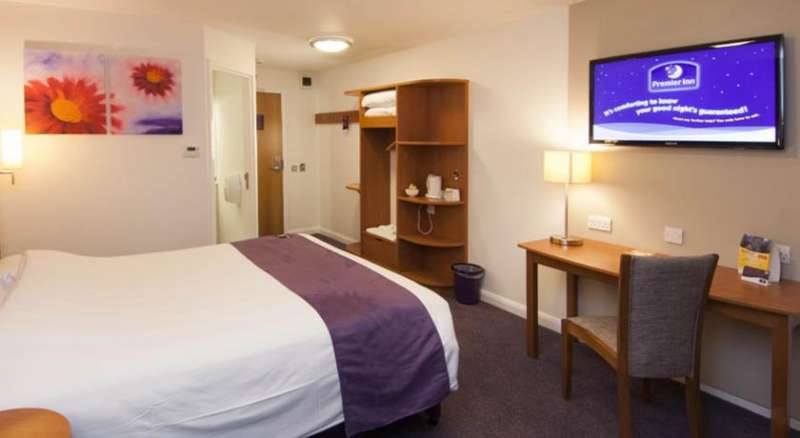 Premier Inn Birmingham South (Hall Green)