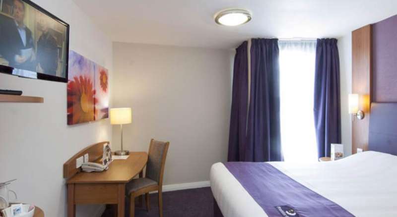 Premier Inn Birmingham South (Hall Green)