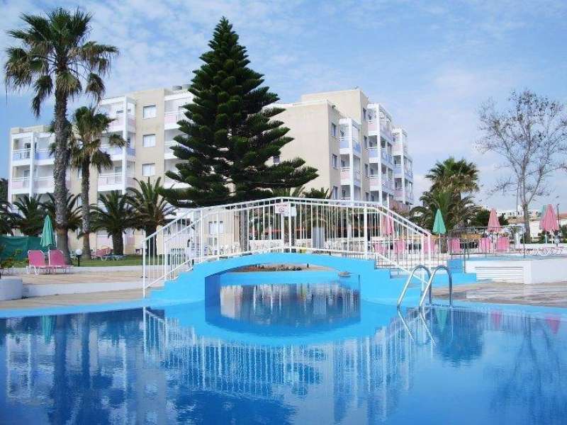 Astreas Beach Hotel Apartments