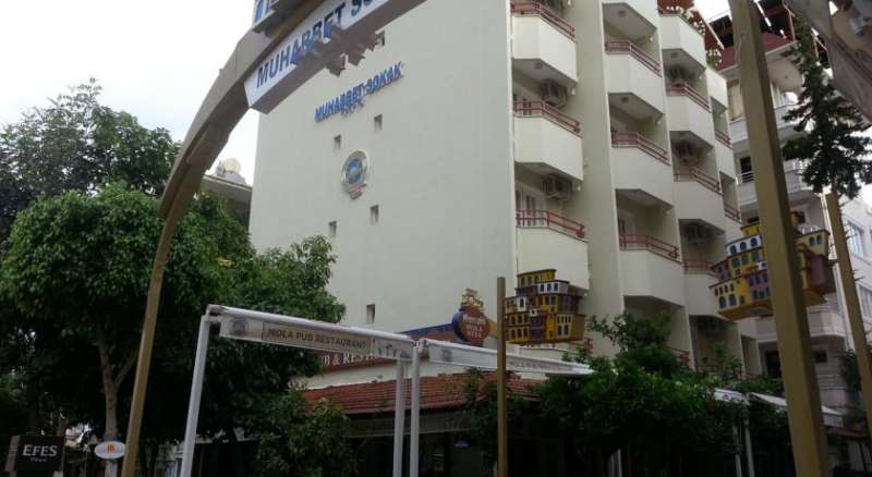 Mola Hotel