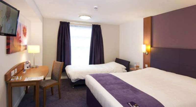 Premier Inn Edinburgh Central