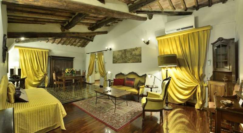 Residenze d'Epoca Palazzo Coli Bizzarrini