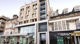 Premier Inn Edinburgh Princes Street