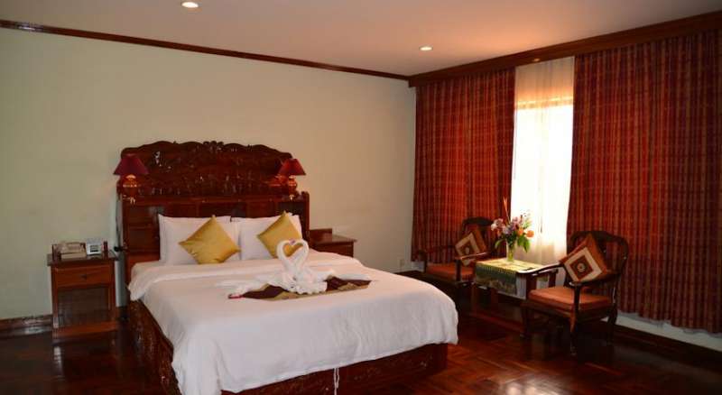 Angkor Hotel