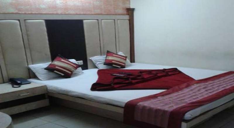 Hotel Surya Plaza