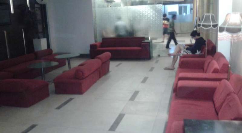 Hotel Surya Plaza