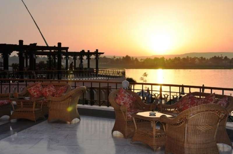 Lotus Luxor Hotel