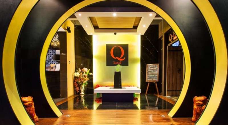 Q Hotel