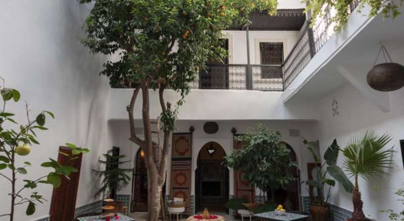 Riad Lhena