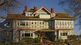 Dashwood Manor Seaside Bed & Breakfast